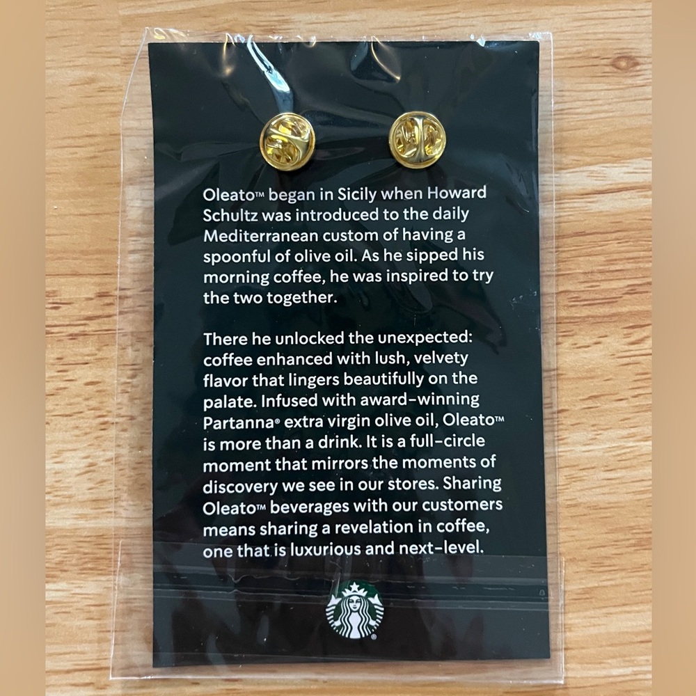 Rare New Starbucks Oleato™ Limited Edition Lapel Apron Pin - Picture 2 of 2
